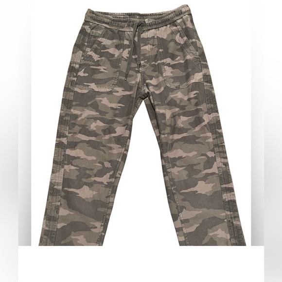 Athleta camouflage jogger size small - Picture 6 of 6